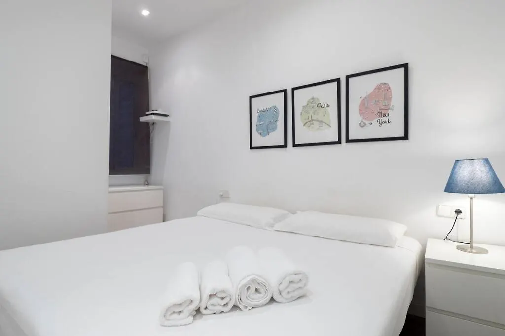 Bebarceloner Poble Nou Apartaments - 2 Bedroom 0*, Barcellona